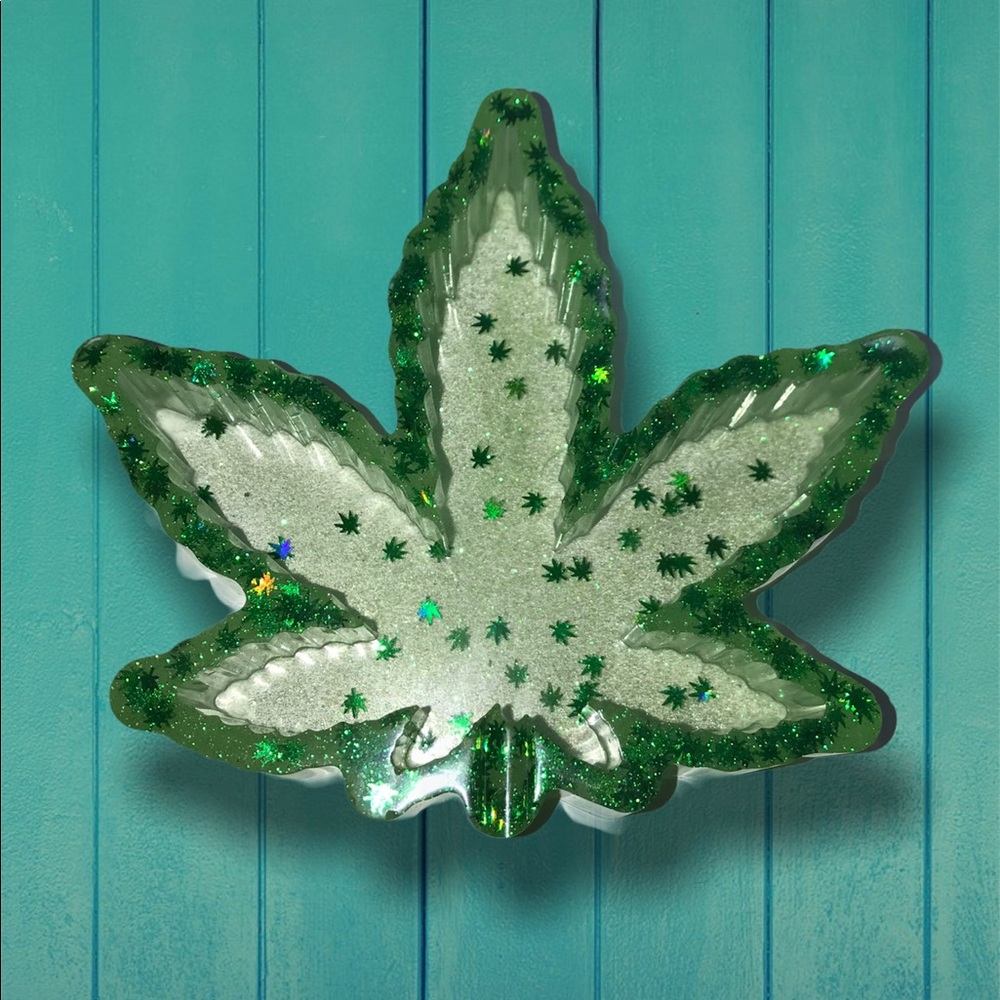 ASHTRAY / JEWELRY ORGANIZER